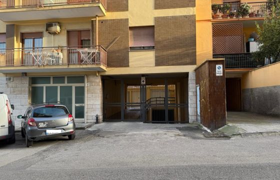 Box / Garage in vendita
