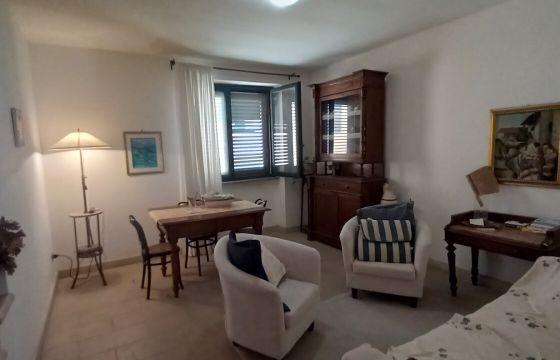 Trilocale in vendita