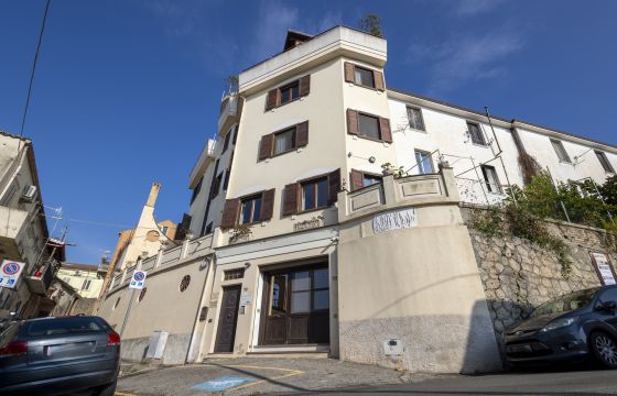 Stabile o palazzo in vendita