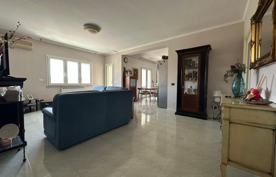 Quadrilocale in vendita