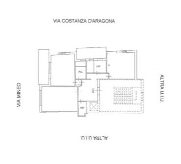 Via Costanza D'Aragona, 17