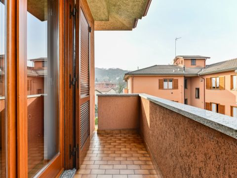 Via del Centenario, 22