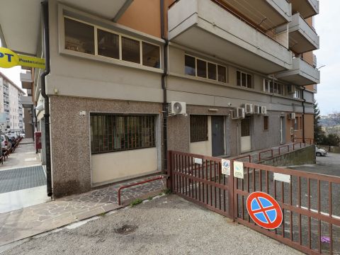 Via Ettore Vitale snc