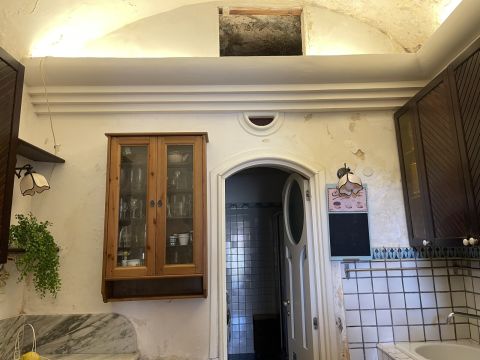 Via Scavata, 26