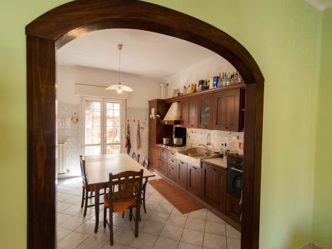 Via Lenze, 13