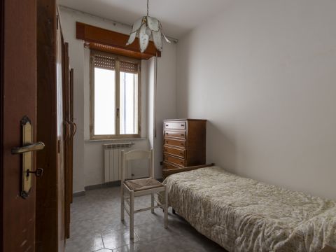 via Settembrini 11