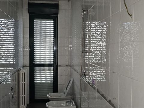 Viale Paolo Borsellino, 53