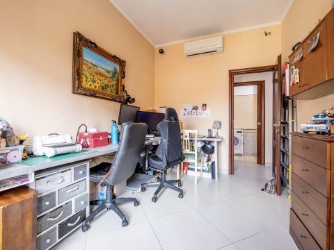 Via Mirabella Eclano, 41
