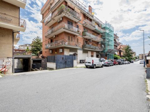 Via Mirabella Eclano, 41