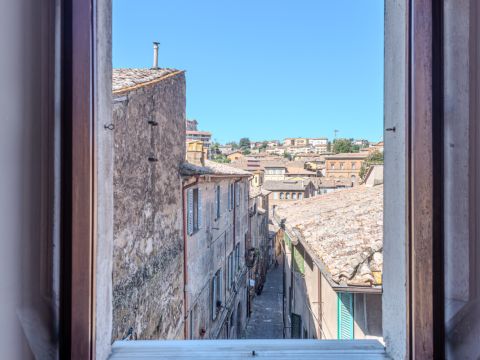 Via Roma, 34 - Acquapendente