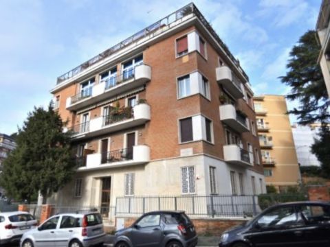 Viale delle Medaglie d'Oro, 406 - Roma