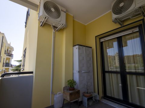 Viale Barlaam da Seminara 36
