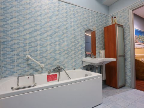 Via Luigia Sanfelice, 7
