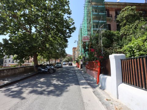 Via Luigia Sanfelice, 7