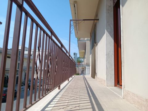 Viale di Ponente 33