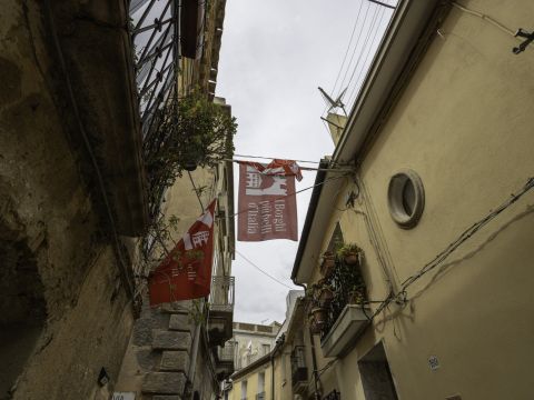 VIA FIORENTINO 1