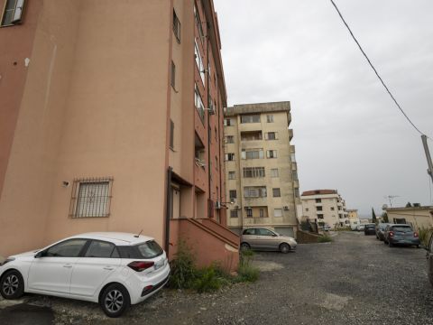 Viale Barlaam da Seminara, 27