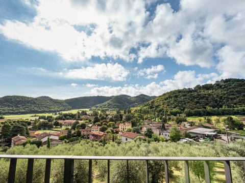 Via Farnea, 10