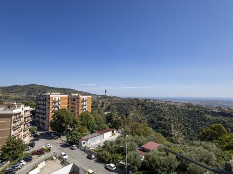 Via Domenico Mottola d'Amato 7