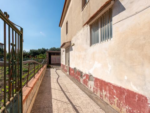 Via Nocerelle, 17