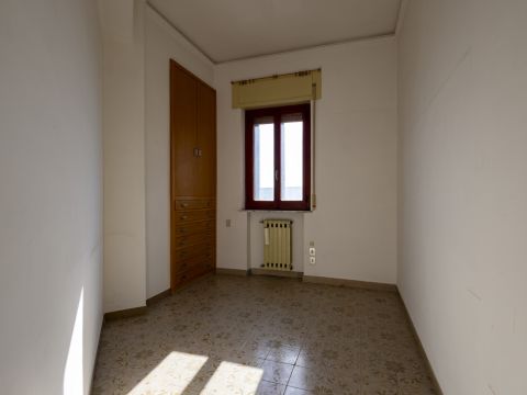 Via Italia, 19