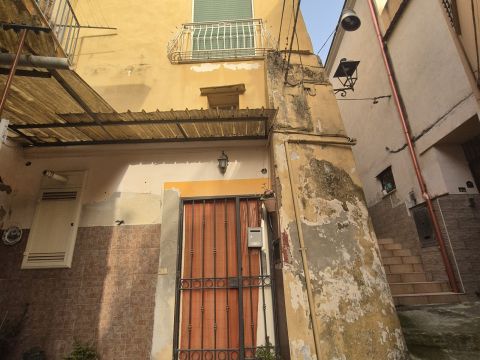 Via Mortaro, 26
