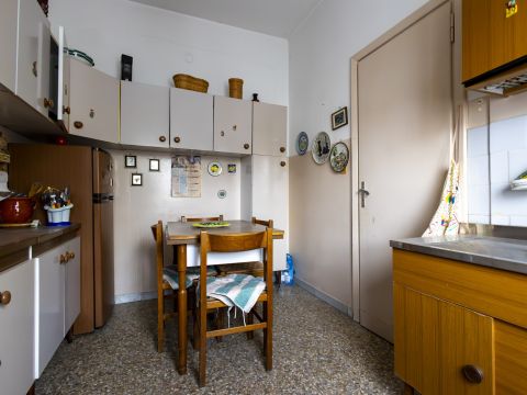 Via Domenico Marincola Pistoia, 283