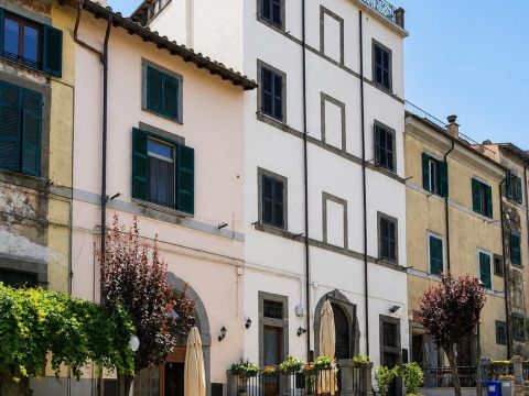 Via Andrea Doria, 18 - Viterbo