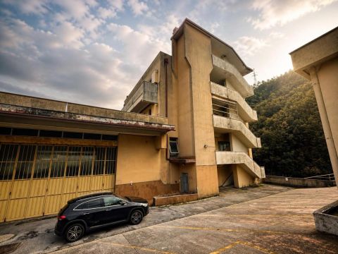 Via Emilio Vecchia - Varazze