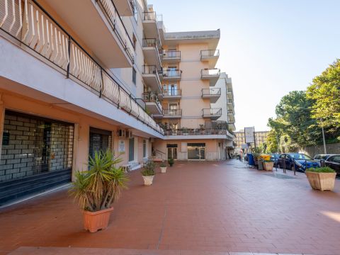 Viale dei Normanni, 57