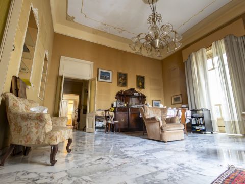 Discesa Cavour, 2