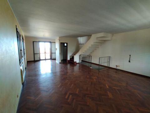 Viale del Levante, 83 - Carini