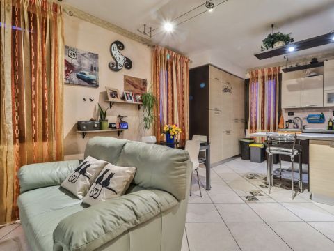 Via Canalazzo, 73