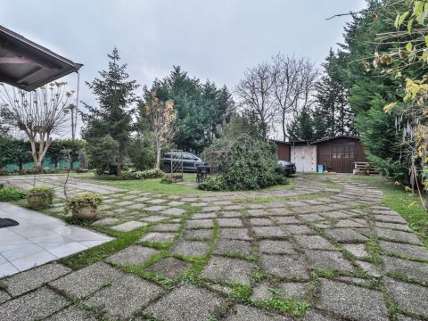 Via Canalazzo, 73