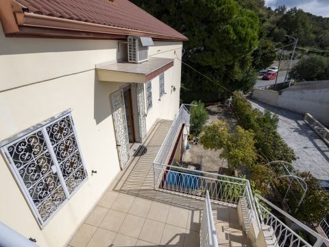 Viale Vincenzo Gattoleo, 127