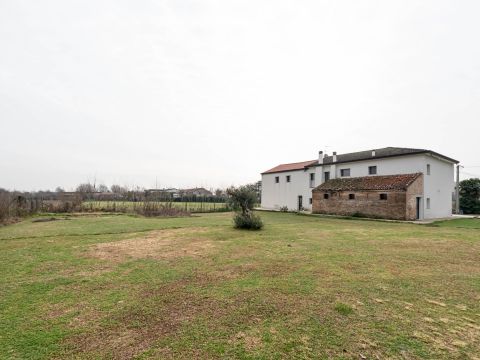 Via Villanova n. 91