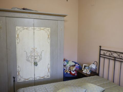 Via Alassio, 16