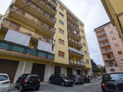 Via Bambinello Gesù, 5