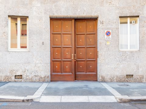 Via Cristoforo Colombo, 14