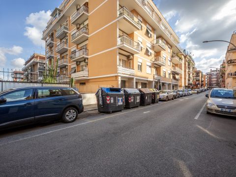Via Giuseppe Troiani, 13
