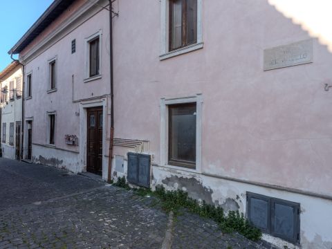 Via Andrea Doria, 9