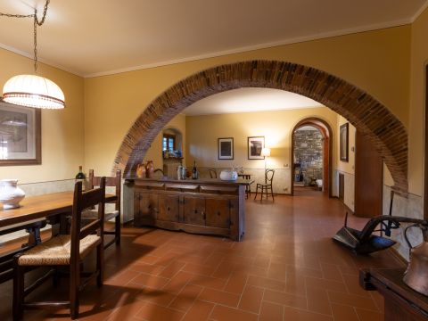 Via Giuseppe Verdi, 14