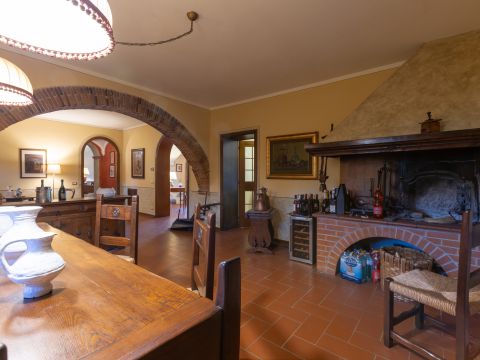 Via Giuseppe Verdi, 14