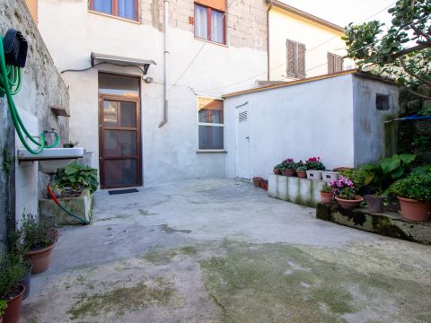 Via Cesare Battisti 20