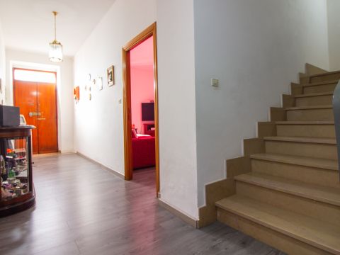 Via Cesare Battisti 20