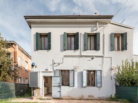 Via Tunisi, 11