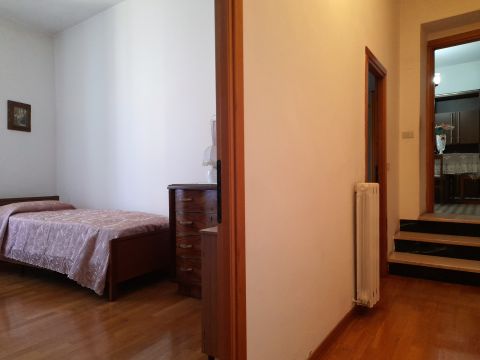 Via S. Angelo Piaggia 5