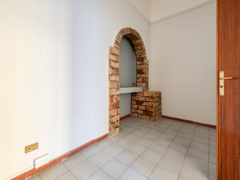 Via Alessandro Manzoni, 28