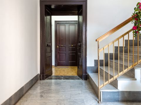 Via Alessandro Manzoni, 28