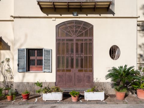 Via Alessandro Manzoni, 28